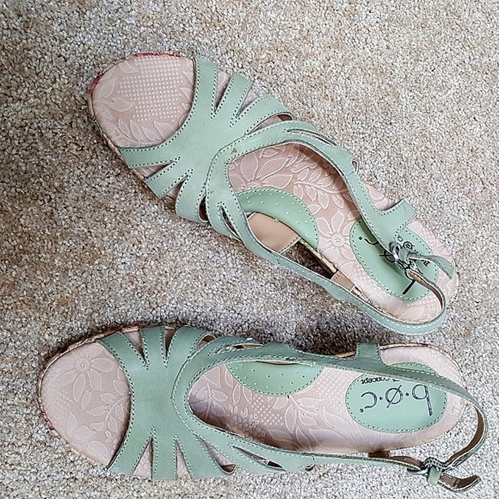 BOC pale mint wedge sandals